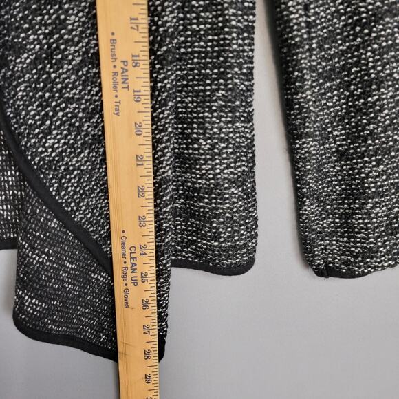 Forever 21 Waterfall Cardigan Womens Large Black White Open Front Knit Sweater - Picture 6 of 12